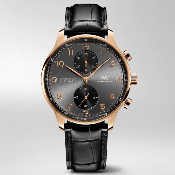 IWC Men Portugieser Chronograph in Gold Case Automatic Self-Winding 41.0 mm-Grey (1)