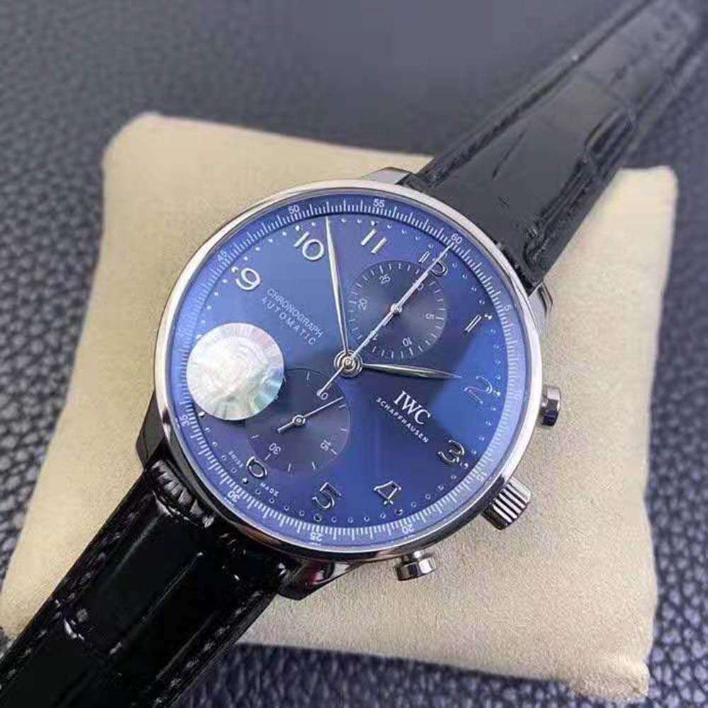 IWC Men Portugieser Chronograph in Stainless Steel Case Automatic Self-Winding 41.0 mm-Blue (4)