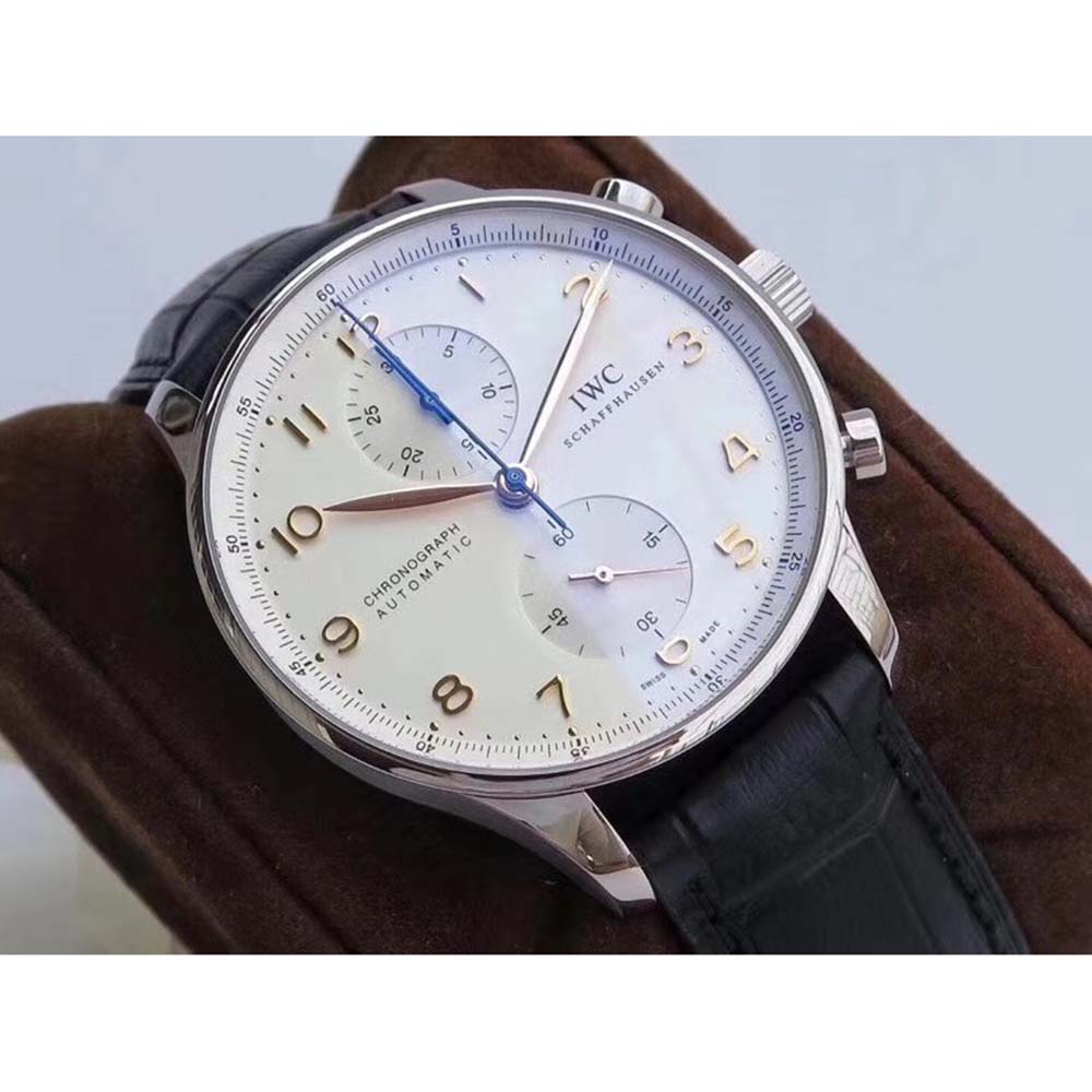 IWC Men Portugieser Chronograph in Stainless Steel Case Automatic Self-winding 41.0 mm-White (4)