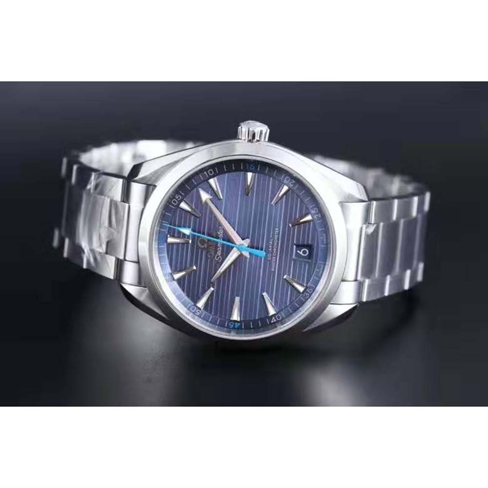 Omega Men Seamaster Aqua Terra 150M Co‑Axial Master Chronometer 41 mm in Stainless Steel-Blue (3)
