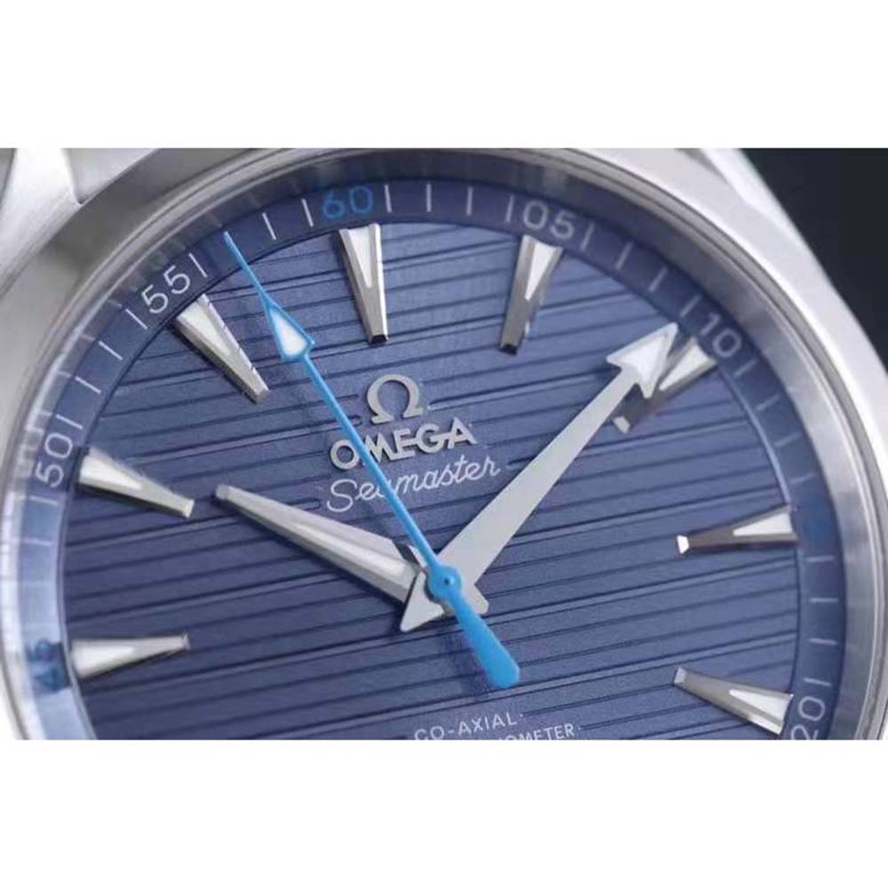 Omega Men Seamaster Aqua Terra 150M Co‑Axial Master Chronometer 41 mm in Stainless Steel-Blue (5)