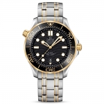 Omega Men Seamaster Diver 300M Co-Axial Master Chronometer 42 mm in Steel ‑ Yellow Gold-Black