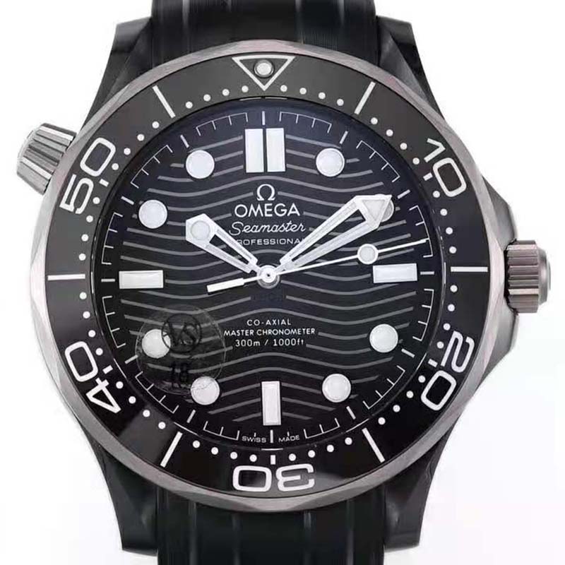 Omega Men Seamaster Diver 300M Co-Axial Master Chronometer 43.5 mm in Black Ceramic (2)