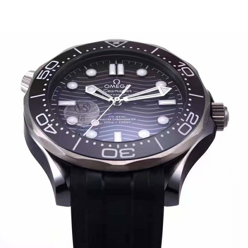 Omega Men Seamaster Diver 300M Co-Axial Master Chronometer 43.5 mm in Black Ceramic (4)