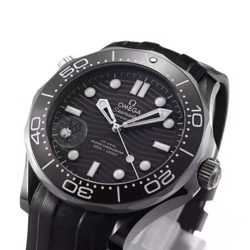 Omega Men Seamaster Diver 300M Co-Axial Master Chronometer 43.5 mm in Black Ceramic (6)