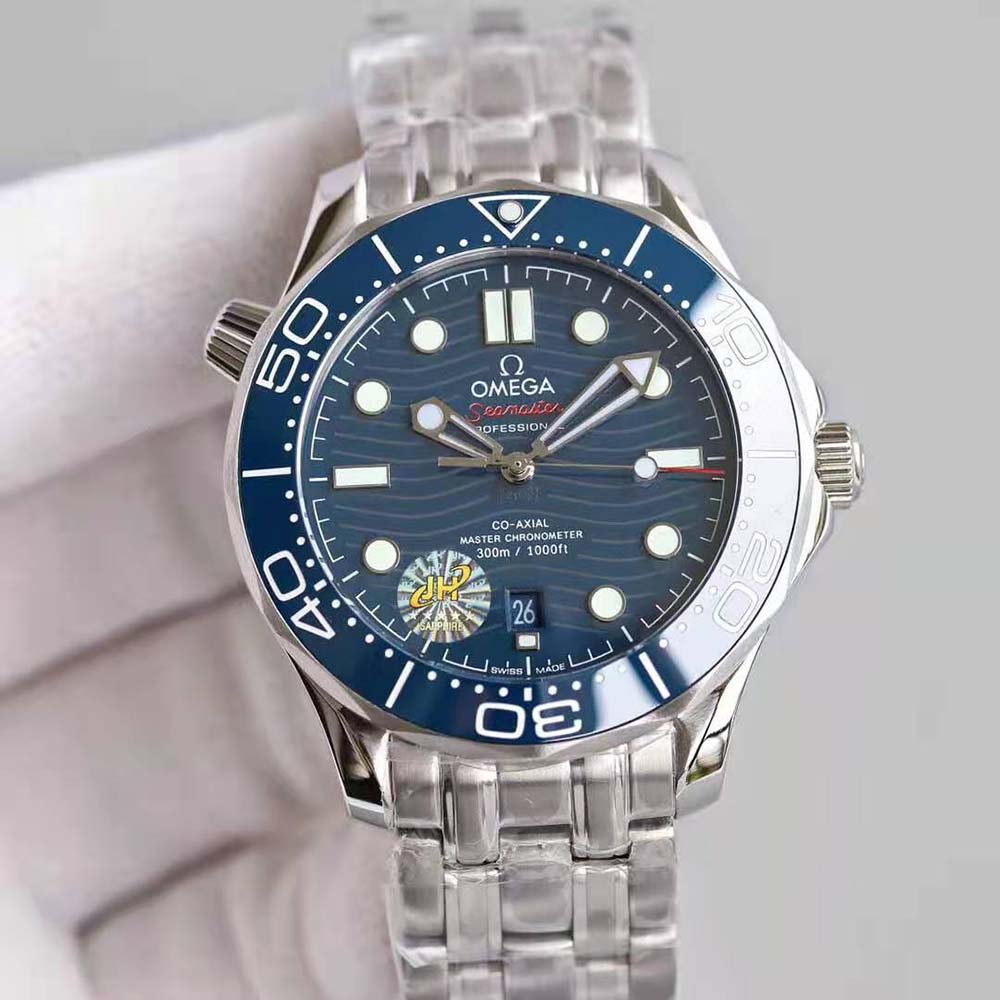 Omega Men Seamaster Diver 300M Co‑Axial Master Chronometer 42 mm in Stainless Steel-Blue (3)