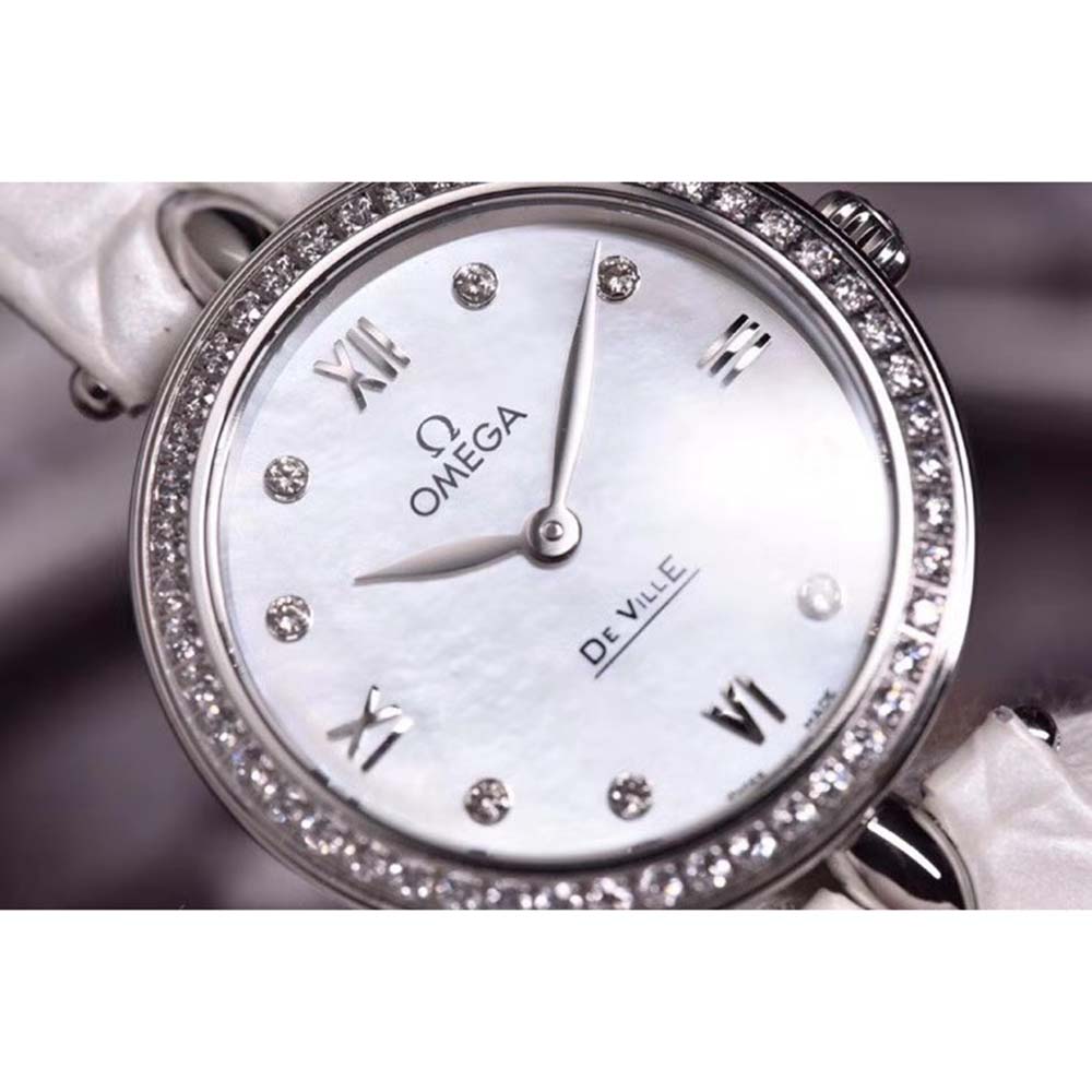 Omega Women De Ville Prestige Quartz 27.4 mm Dewdrop in Stainless Steel and Diamond-White (5)