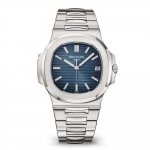 Patek Philippe Men Nautilus Self-Winding 40 mm in Stainless Steel-Blue