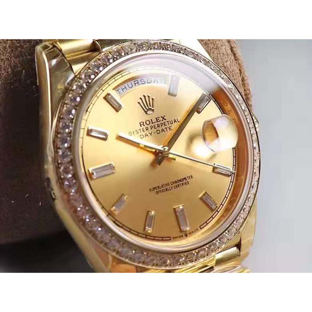 Rolex Men Day-Date Classic Watches Oyster 40 mm in Yellow Gold and Diamonds (4)