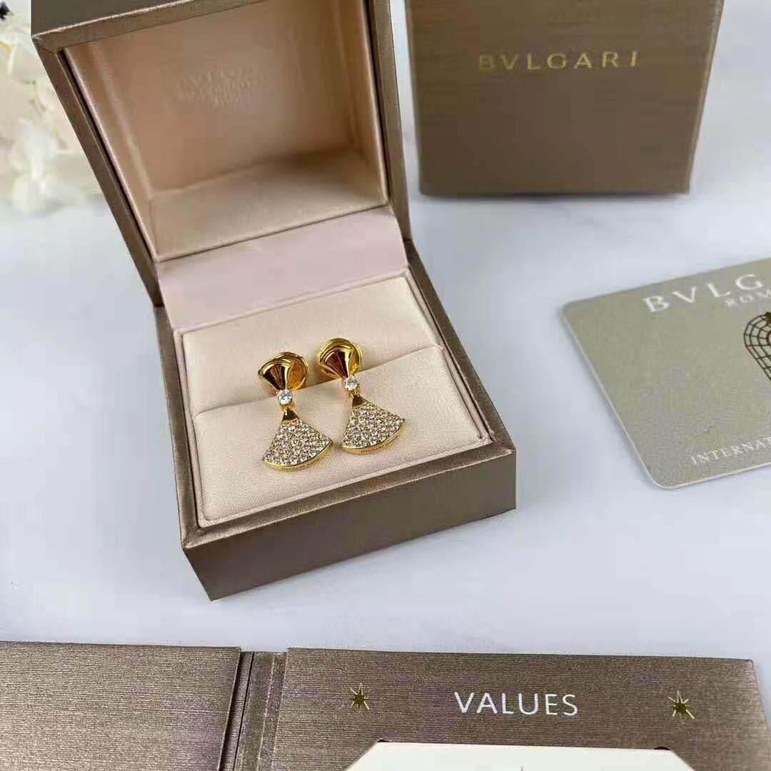 Bulgari Divas Dream Earrings in Yellow Gold with Diamonds (4)