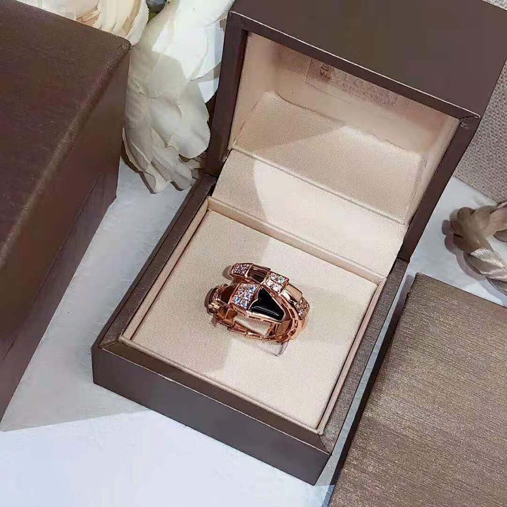 Bulgari Serpenti Viper Ring in Rose Gold with Onyx (4)