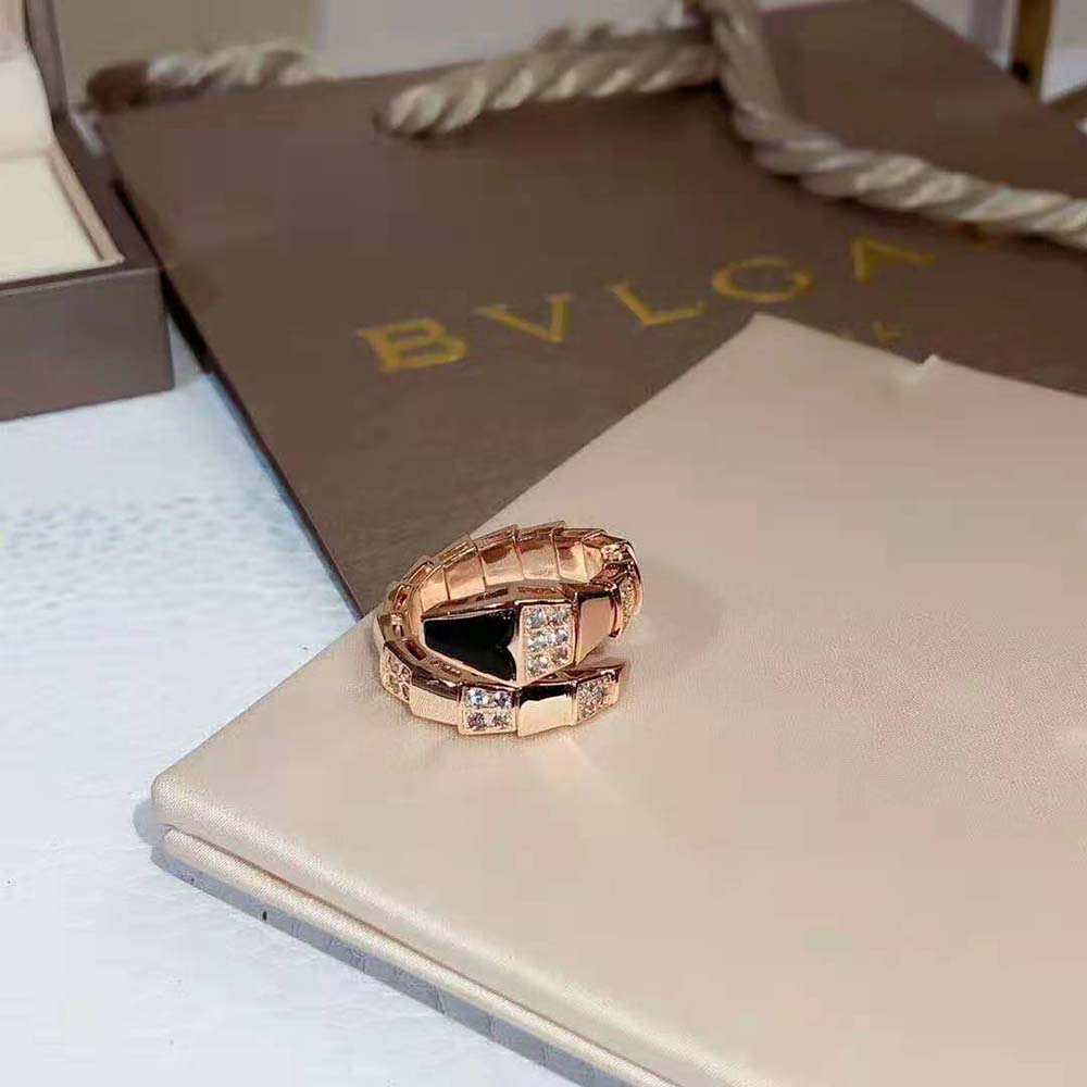 Bulgari Serpenti Viper Ring in Rose Gold with Onyx (6)