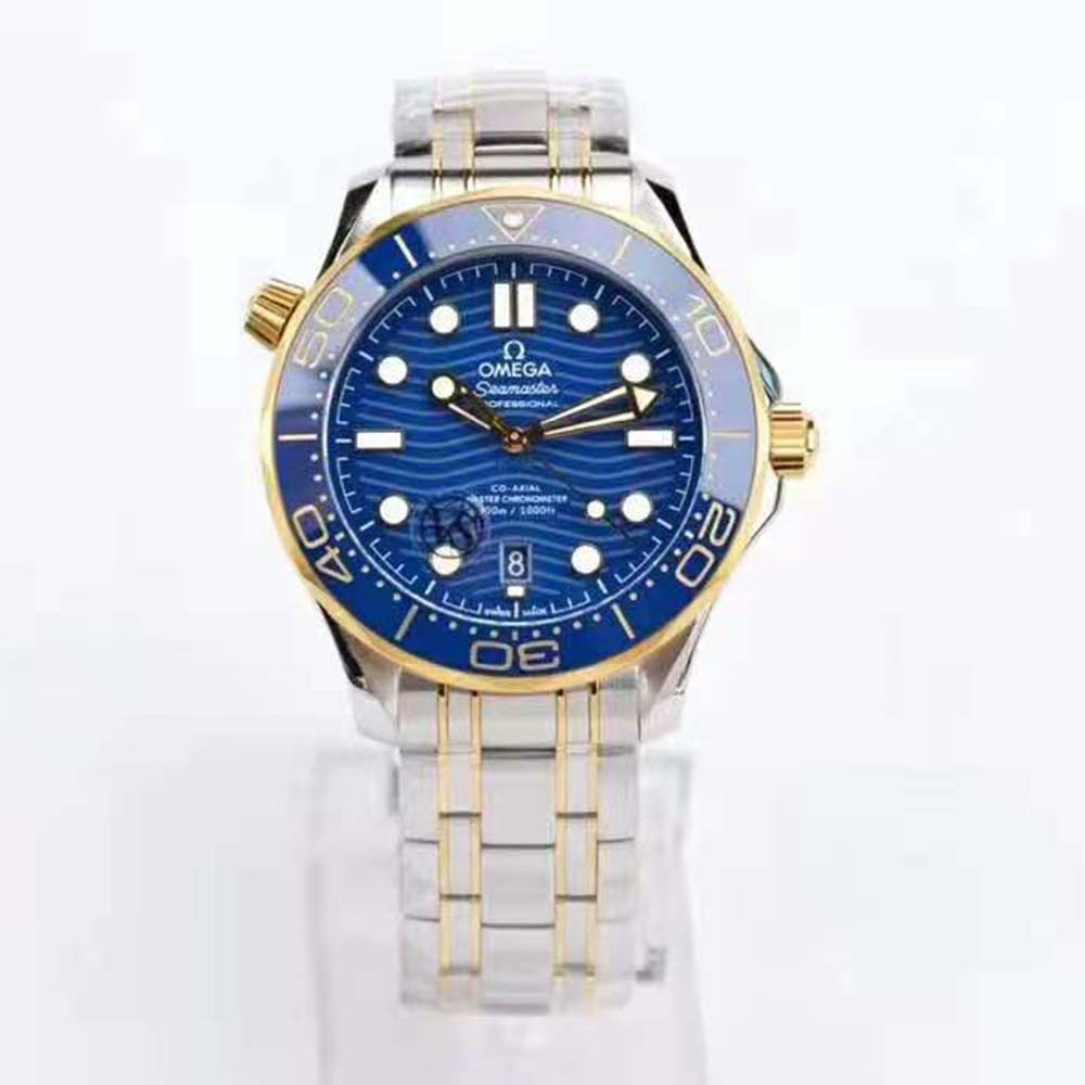 Omega Men Seamaster Diver 300M Co‑Axial Master Chronometer Chronograph 44 mm-Blue (2)