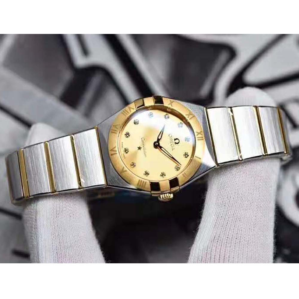 Omega Women Constellation Quartz 28 mm in Steel and Yellow Gold (4)