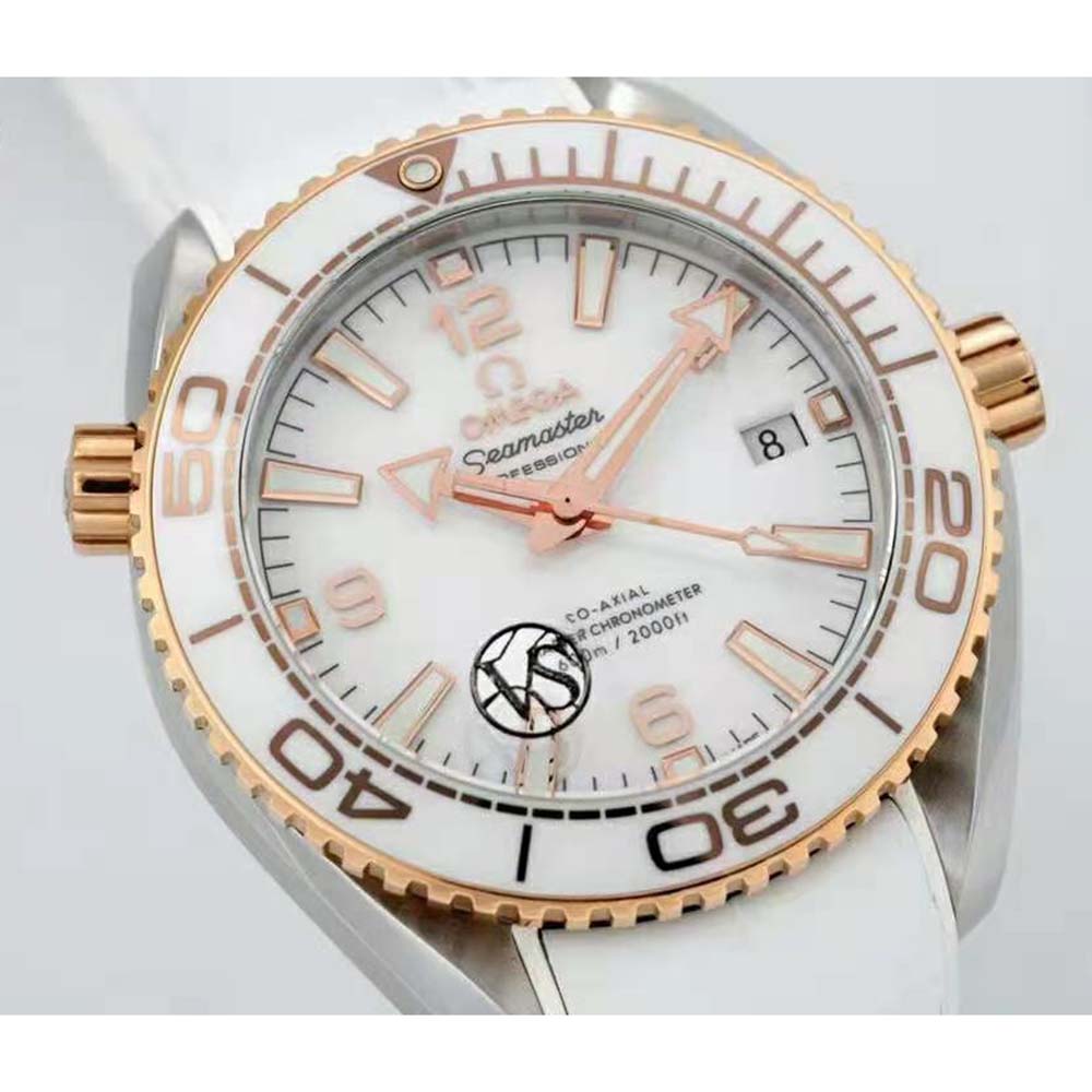 Omega Women Seamaster Planet Ocean 600M Co‑Axial Master Chronometer 39.5 mm-White (4)
