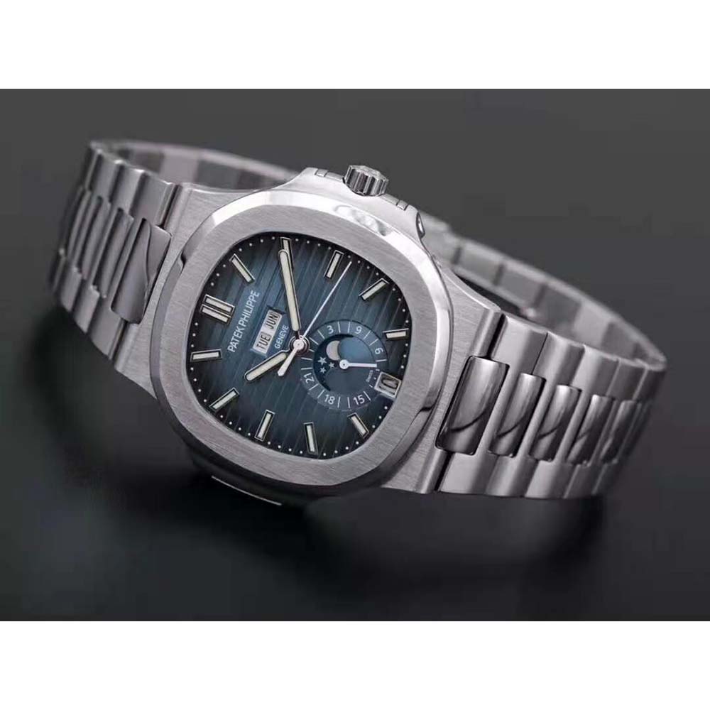 Patek Philippe Men Nautilus Self-winding 40.5 mm in Steel-Blue (7)