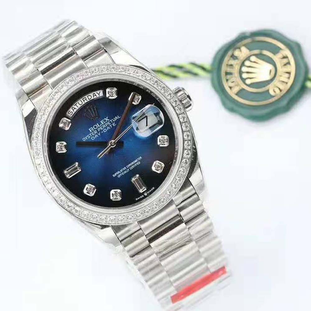 Rolex Women Day-Date Classic Watches Oyster 36 mm in White Gold and Diamonds-Blue (3)