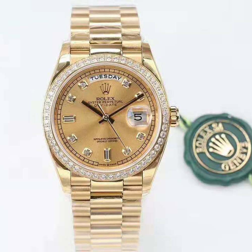 Rolex Women Day-Date Classic Watches Oyster 36 mm in Yellow Gold and Diamonds (2)