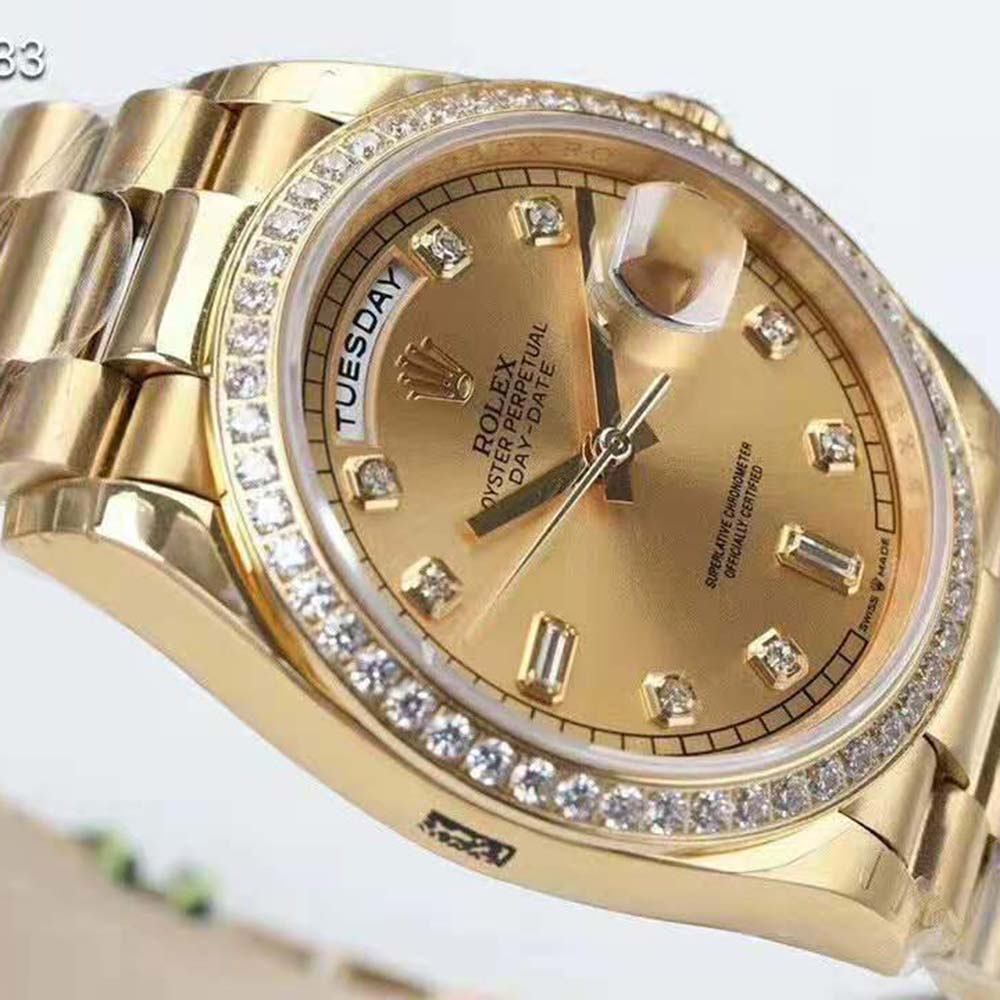 Rolex Women Day-Date Classic Watches Oyster 36 mm in Yellow Gold and Diamonds (5)