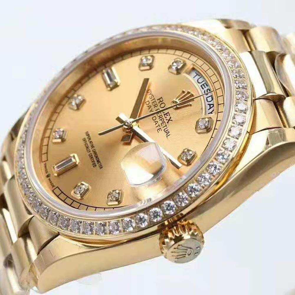 Rolex Women Day-Date Classic Watches Oyster 36 mm in Yellow Gold and Diamonds (6)