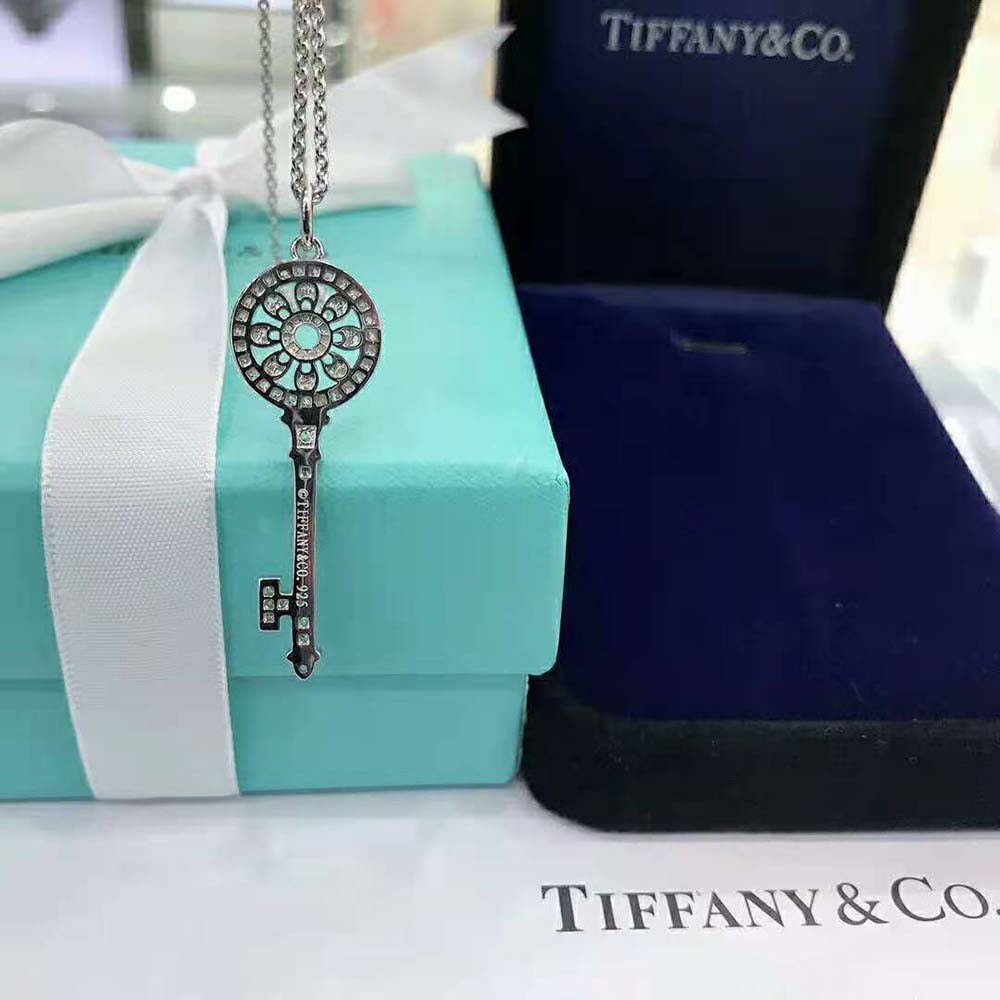 Tiffany Keys Petals Key Pendant Necklaces with Diamonds in Platinum-Silver (5)