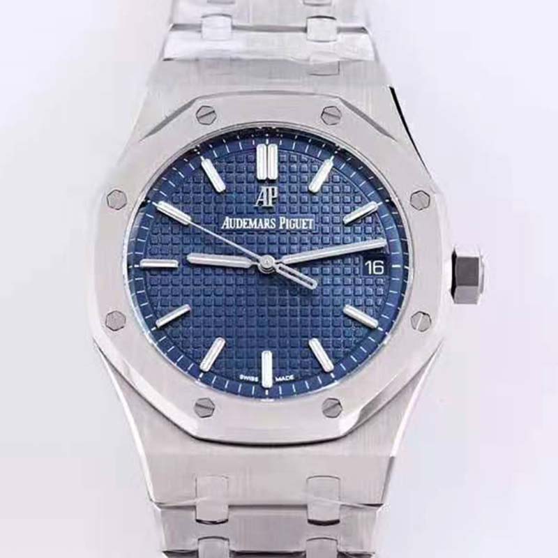 Audemars Piguet Men Royal Oak Selfwinding 41 mm in Stainless Steel-Blue (4)