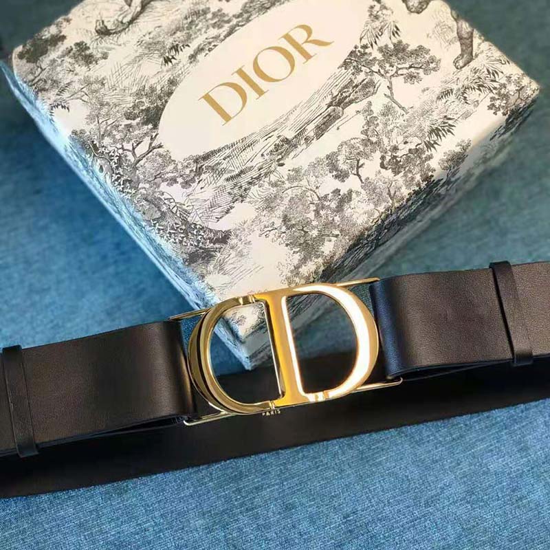 Dior Women 30 Montaigne Belt in Black Smooth Calfskin 40 MM (4)
