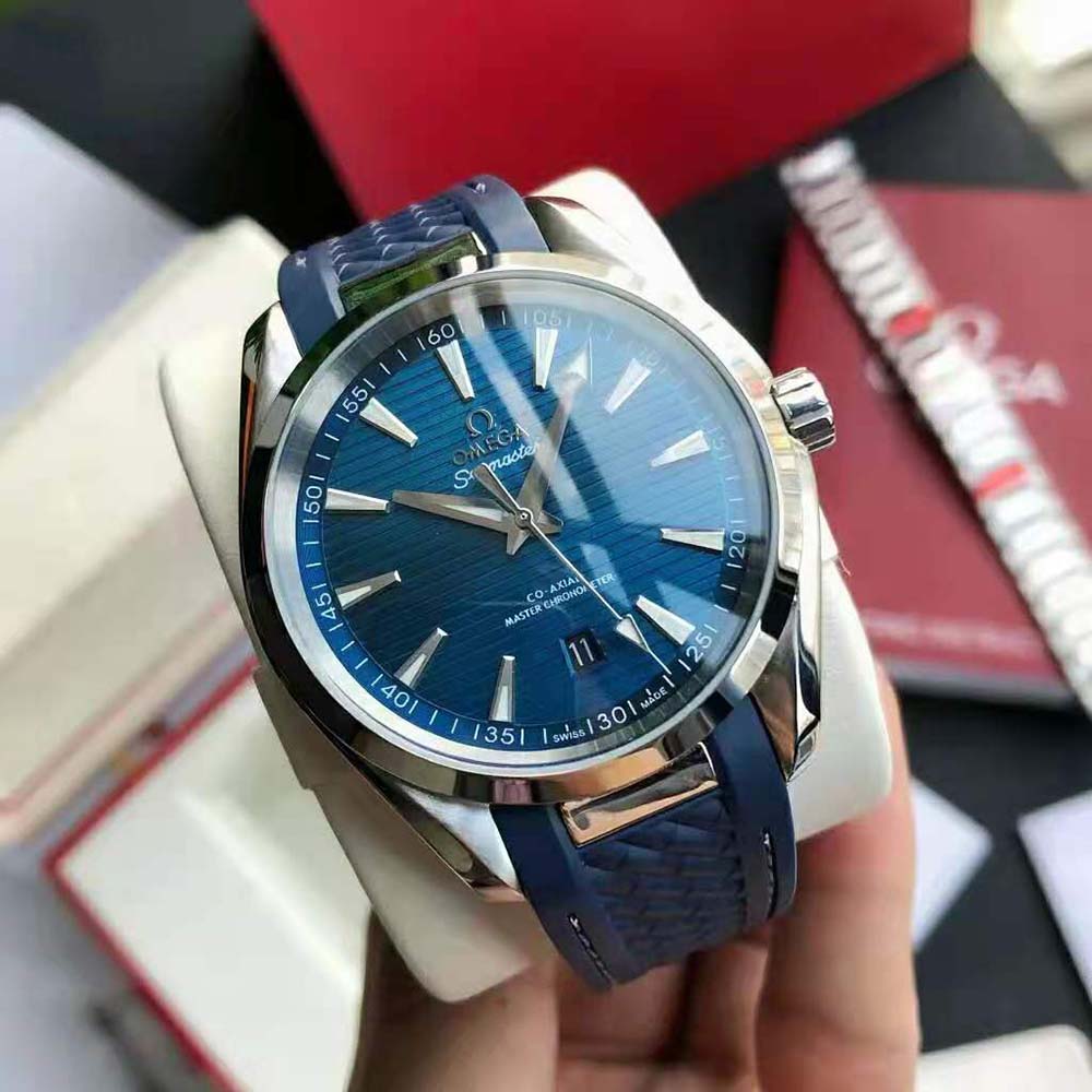 Omega Men Seamaster Aqua Terra 150M Co‑Axial Master Chronometer 38 mm-Blue (4)