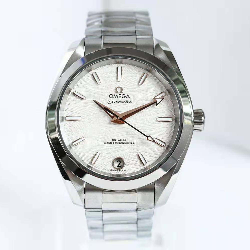 Omega Women Seamaster Aqua Terra 150M Co‑Axial Master Chronometer 34 mm in Steel-Silver (2)