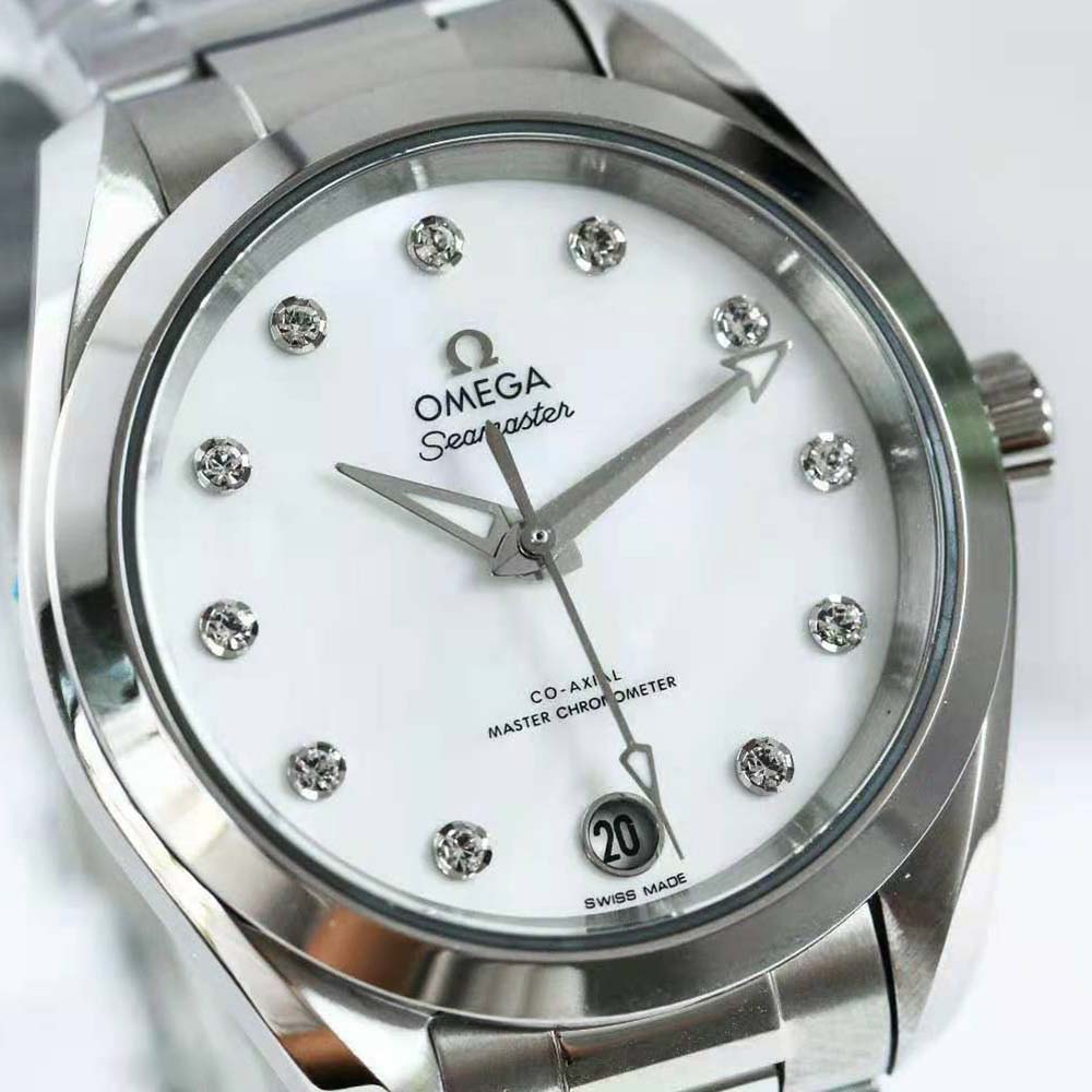 Omega Women Seamaster Aqua Terra 150M Co‑Axial Master Chronometer 34 mm in Steel-White (4)