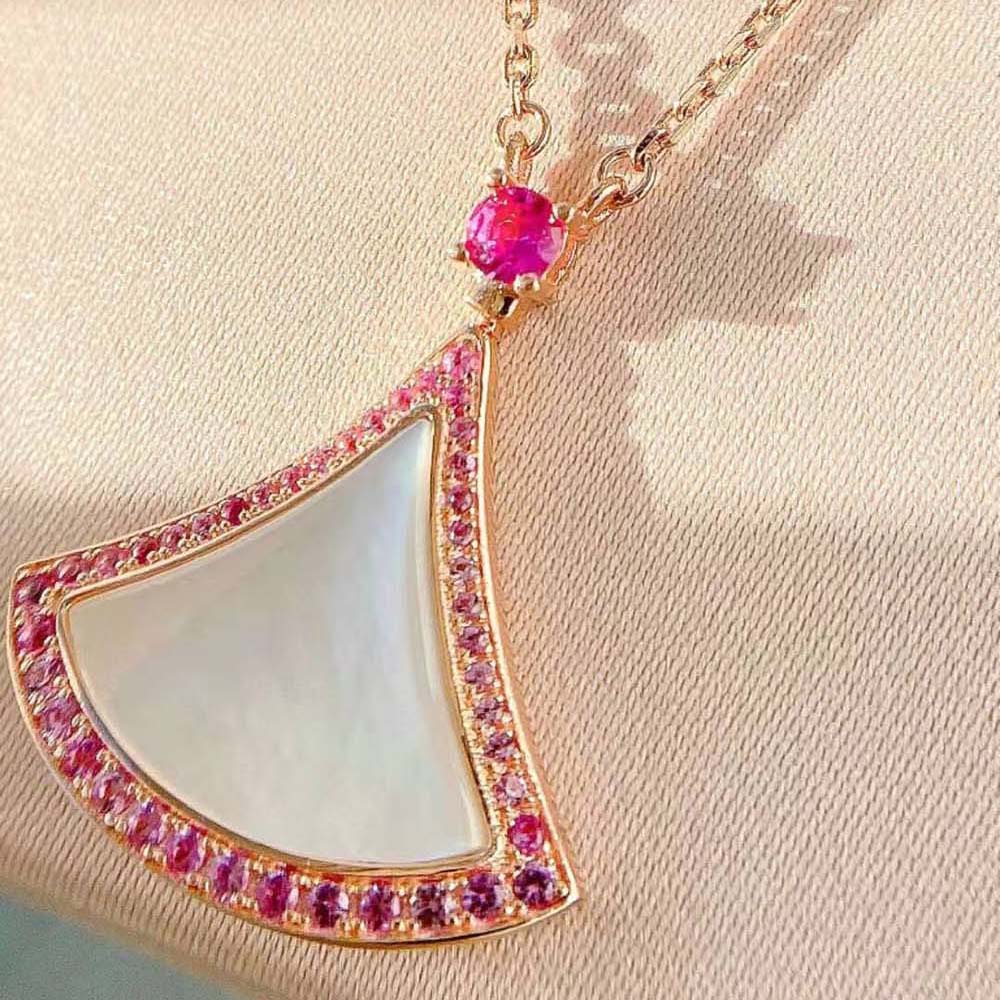 Bvlgari Women DIVAS’ DREAM Necklace in 18 KT Rose Gold Set-Pink (5)
