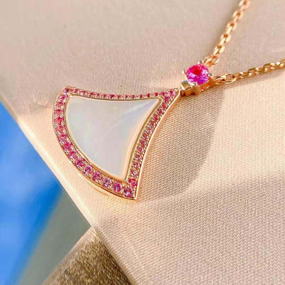 Bvlgari Women DIVAS’ DREAM Necklace in 18 KT Rose Gold Set-Pink (8)