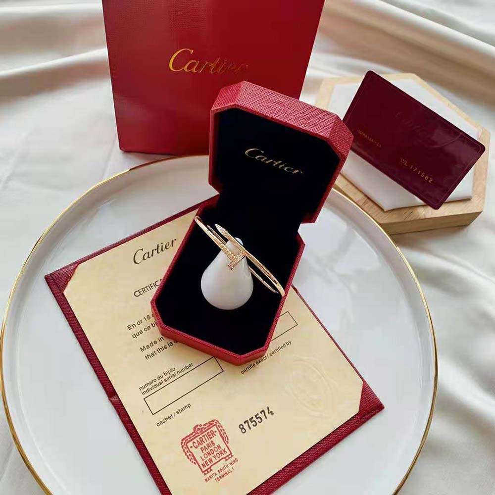 Cartier Women Juste Un Clou Bracelet Small Model in Rose Gold with Diamonds (2)