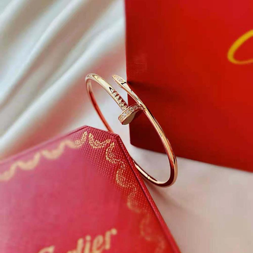 Cartier Women Juste Un Clou Bracelet Small Model in Rose Gold with Diamonds (8)