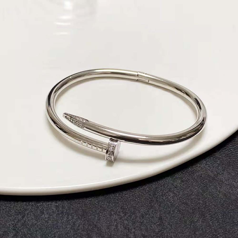 Cartier Women Juste Un Clou Bracelet in White Gold (4)