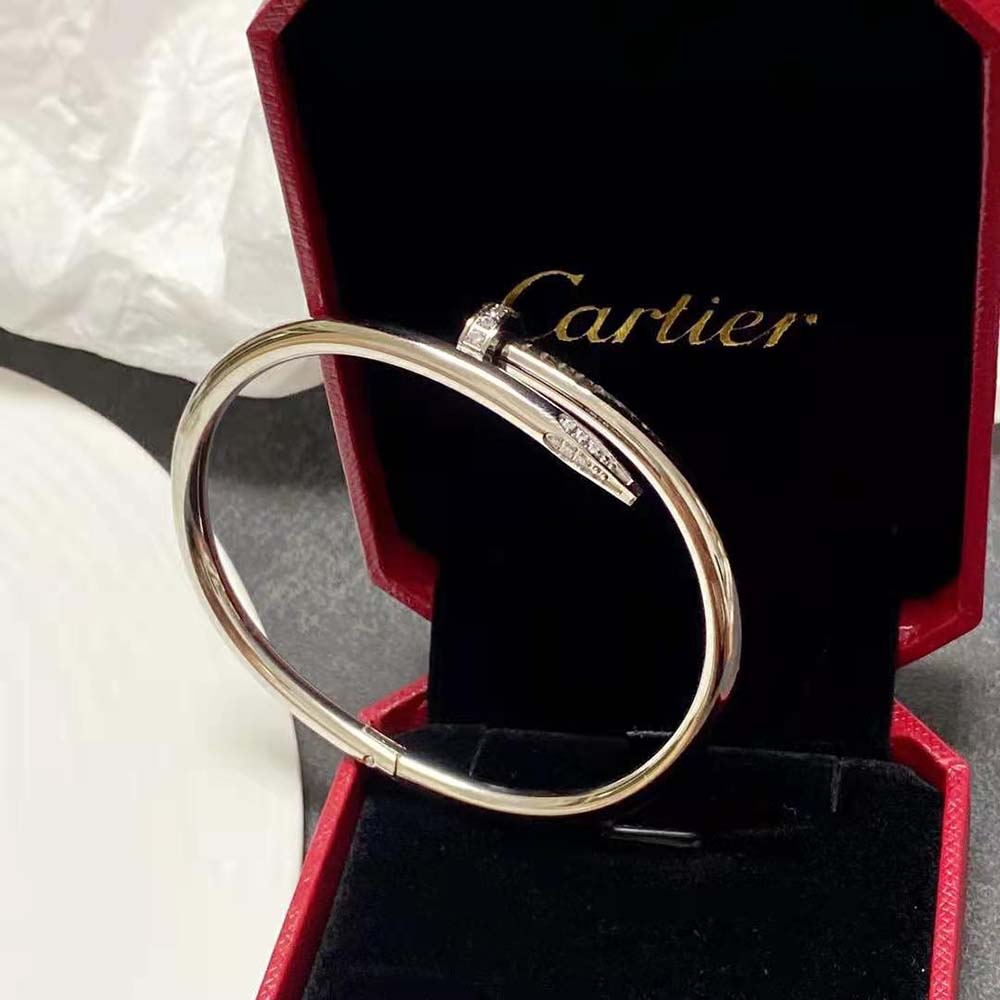 Cartier Women Juste Un Clou Bracelet in White Gold (8)