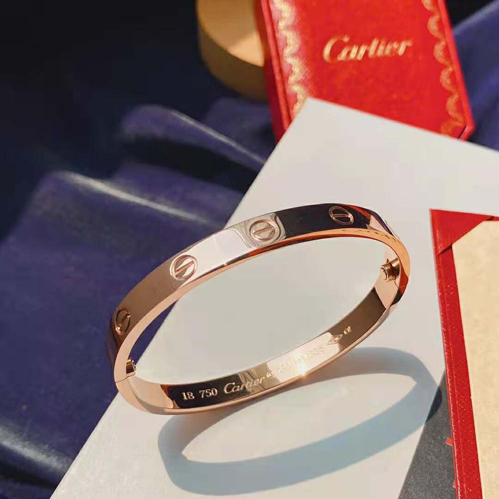 Cartier Women Love Bracelet Small Model in Rose Gold (8)