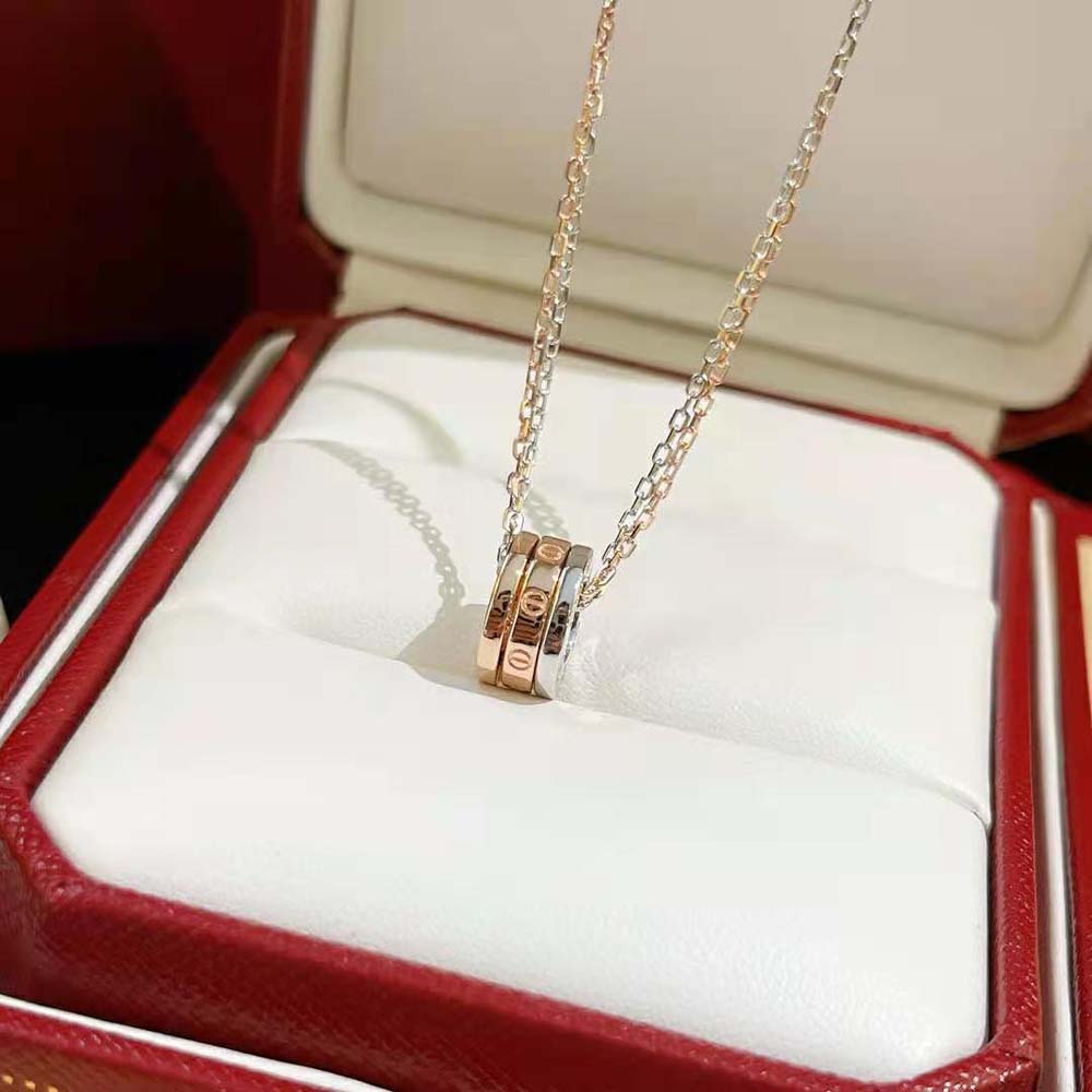 Cartier Women Love Necklace in Gold with Diamonds (7)