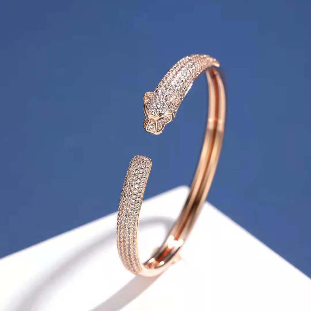 Cartier Women Panthère de Cartier Bracelet in Rose Gold with Diamonds (2)