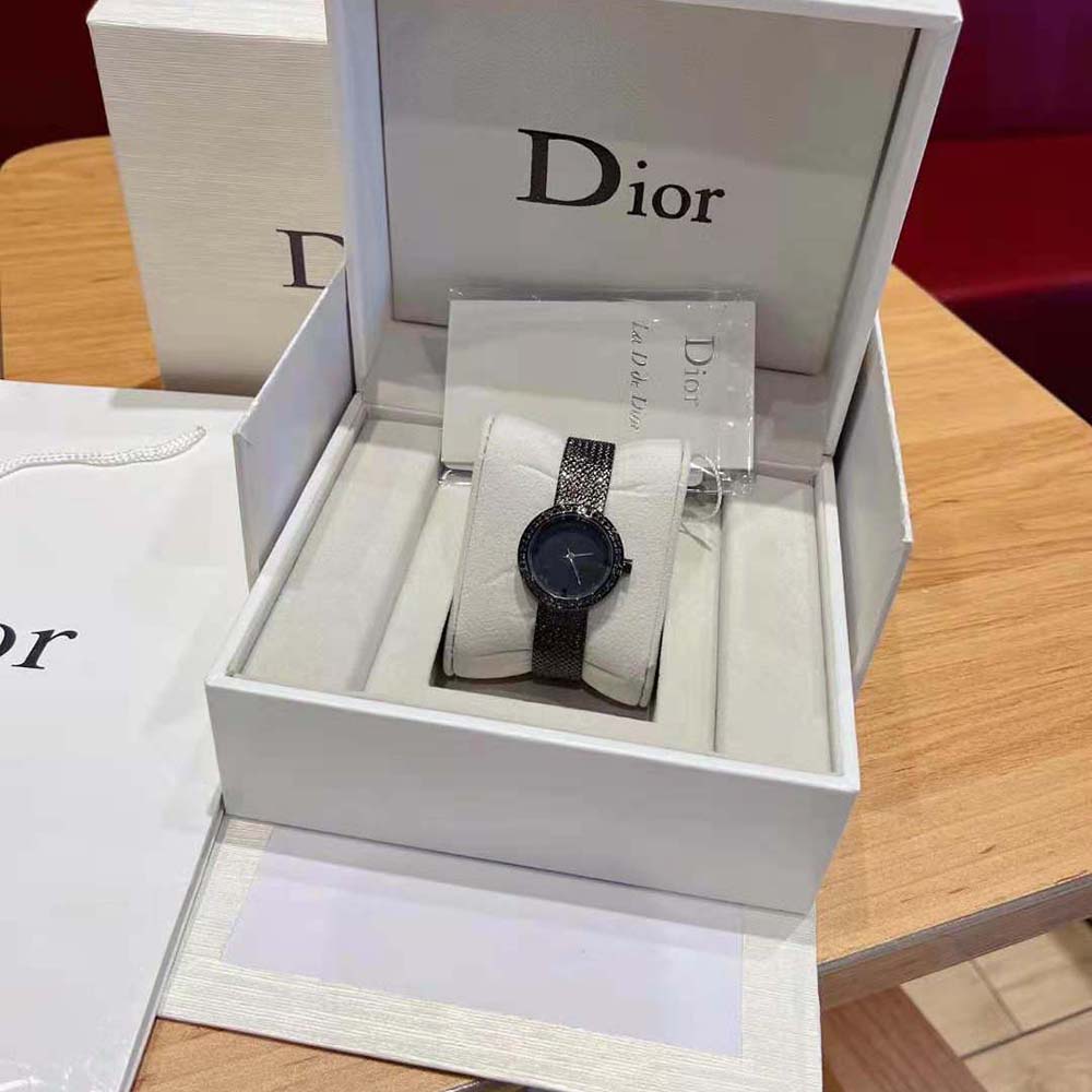 Dior Women La D de Dior Black Ultramatte Ø 34 mm Black Ultramatte Steel and Black Diamonds (2)