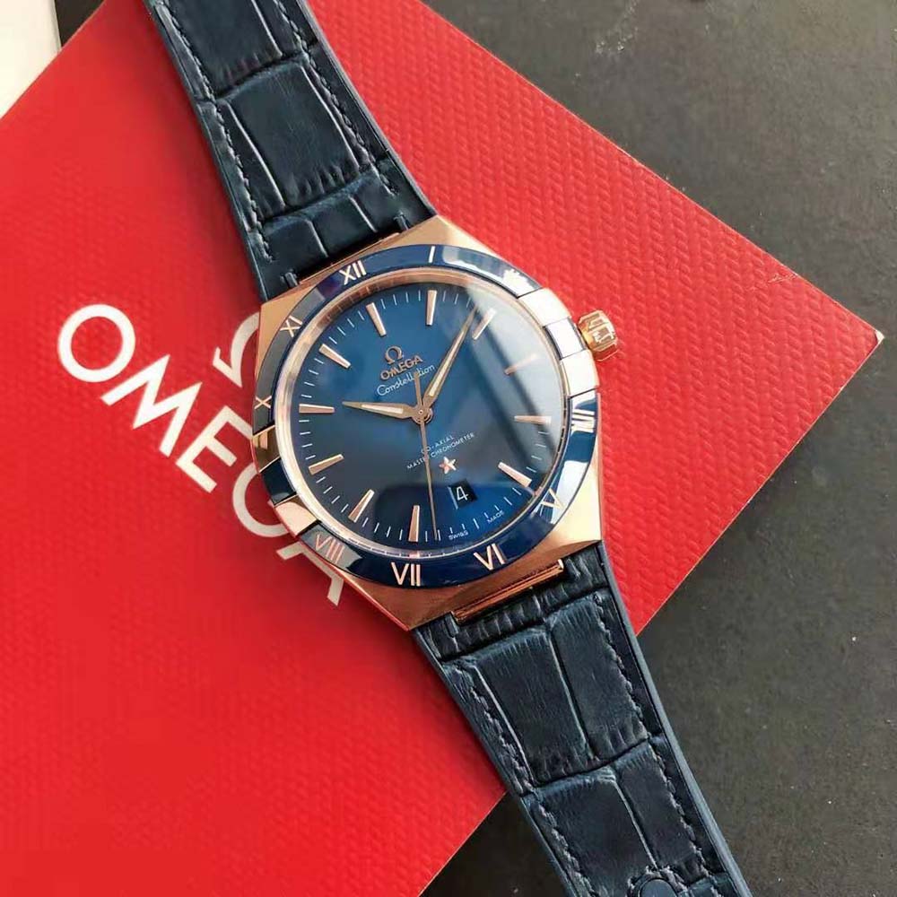 Omega Men Constellation Co‑Axial Master Chronometer 41 mm in Sedna Gold-Navy (3)
