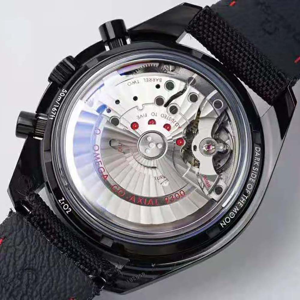 Omega Men Dark Side of the Moon Co‑Axial Chronometer Chronograph 44.25 mm in Black Ceramic (7)