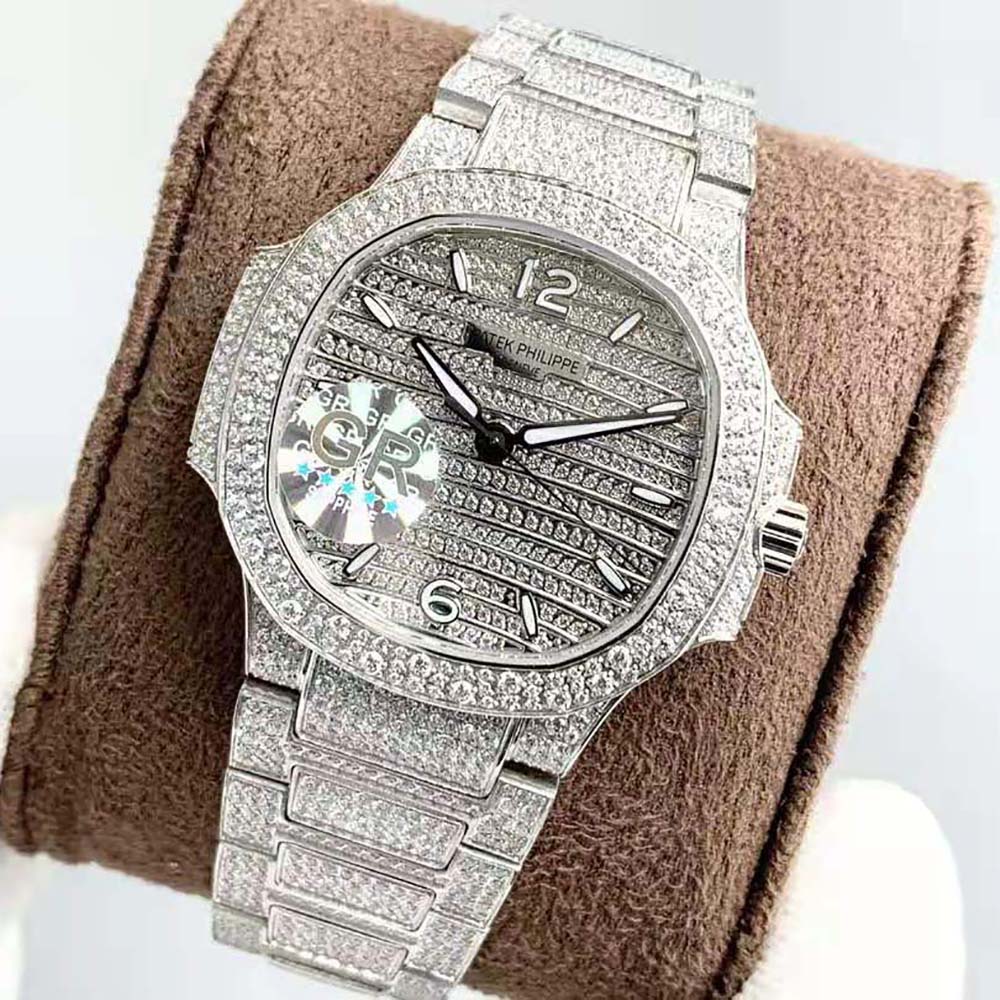 Patek Philippe Women Nautilus Self-Winding 35.2 mm in White Gold (4)