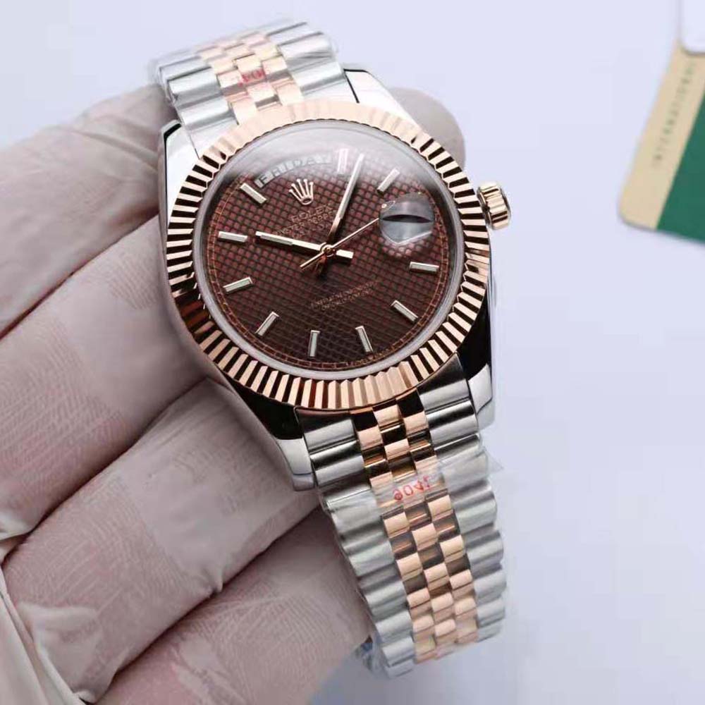 Rolex Men More Day-Date Technical Details 40 mm in Everose Gold (5)