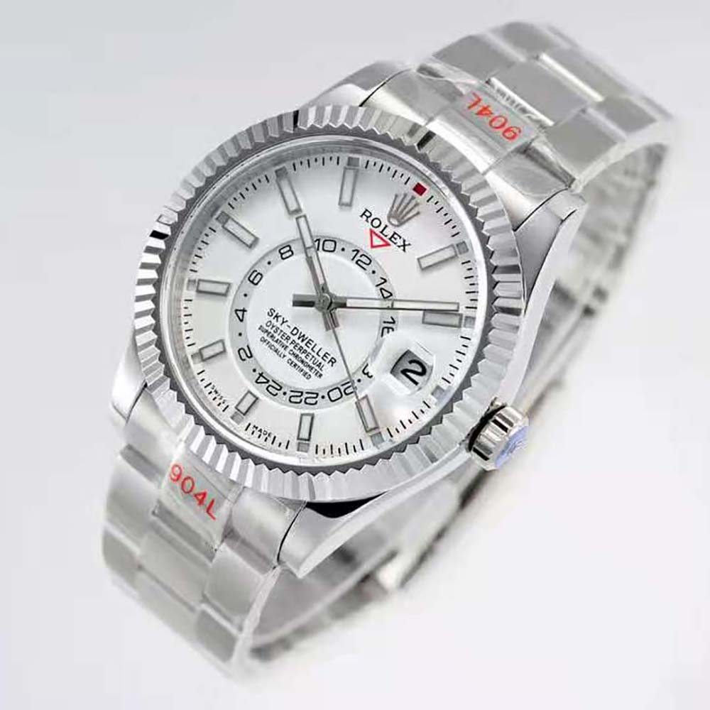 Rolex Men More Sky-Dweller Technical Details 42 mm in Oystersteel and White Gold (9)