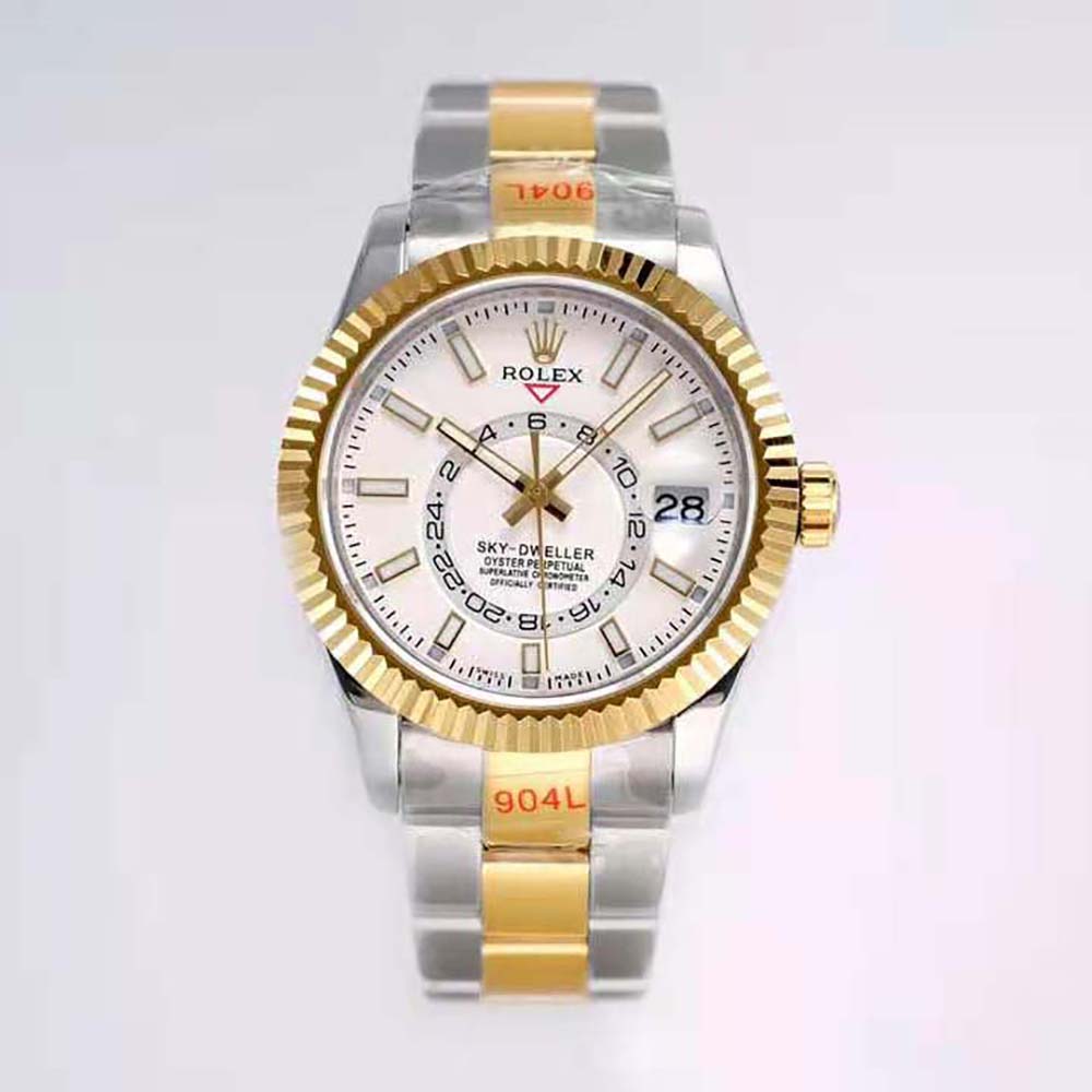 Rolex Men More Sky-Dweller Technical Details 42 mm in Oystersteel and Yellow Gold (5)
