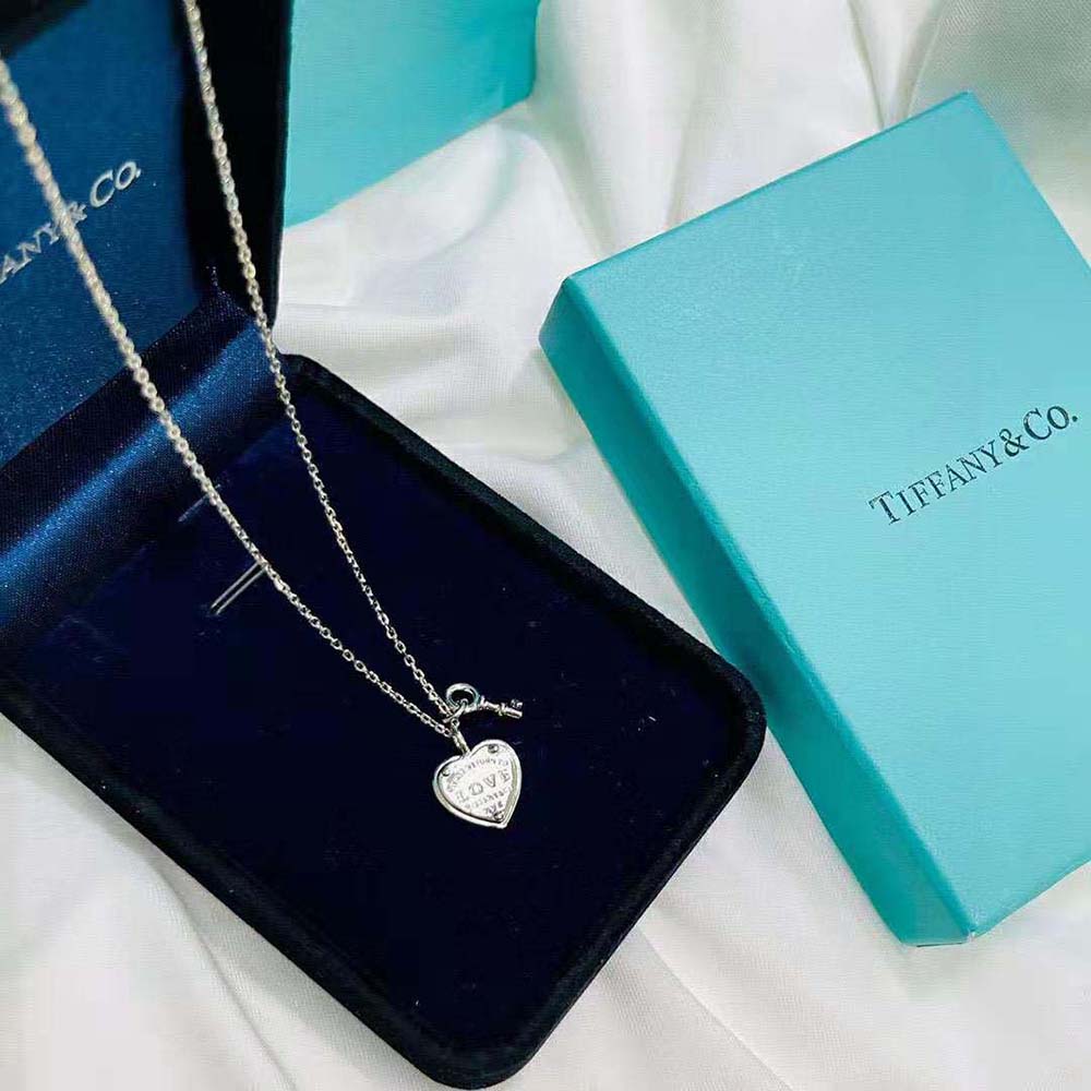 Tiffany Love Heart Tag Key Pendant in Silver (3)