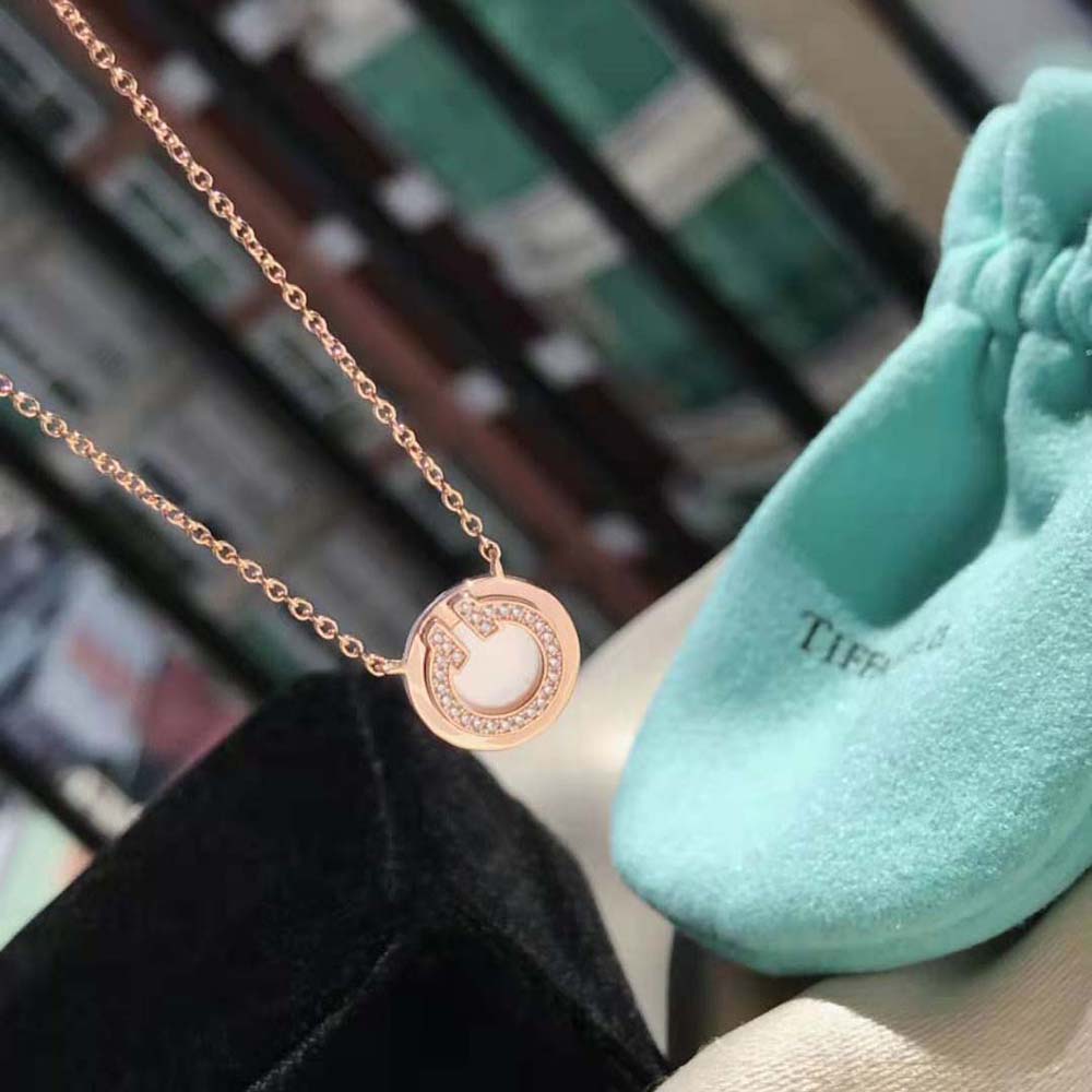 Tiffany T Diamond and Mother-of-pearl Circle Pendant in Rose Gold (6)