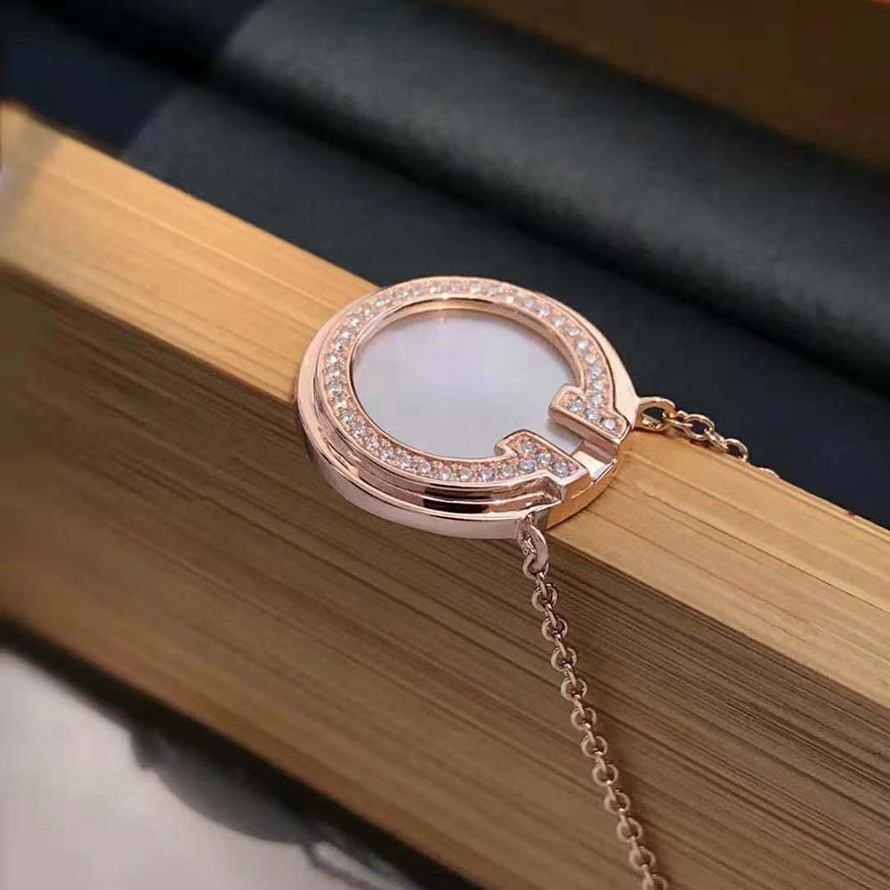 Tiffany T Diamond and Mother-of-pearl Circle Pendant in Rose Gold with Mother-of-pearl (14)