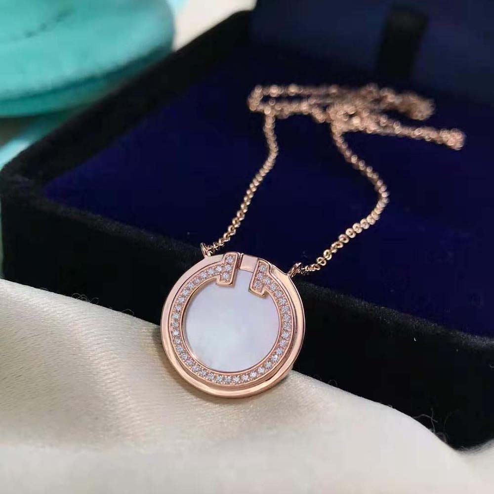 Tiffany T Diamond and Mother-of-pearl Circle Pendant in Rose Gold with Mother-of-pearl (15)